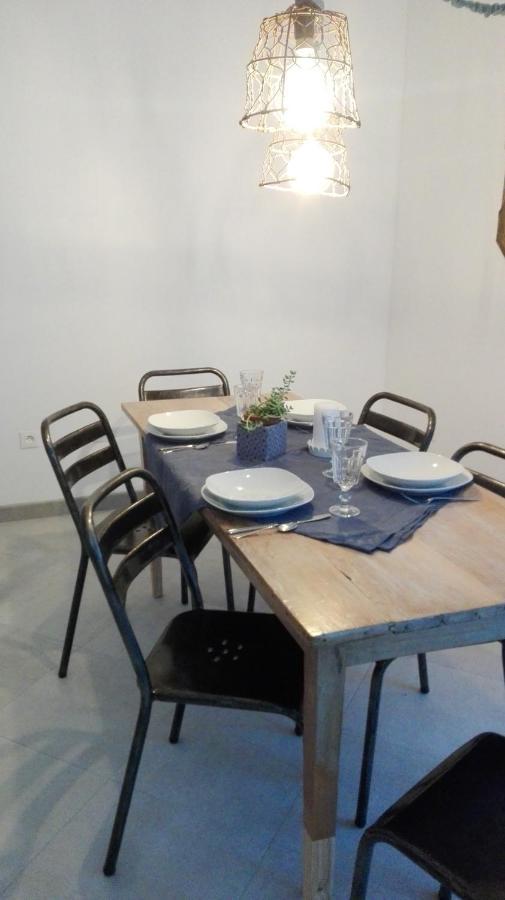 La Malposte Bed & Breakfast Reviers Eksteriør bilde